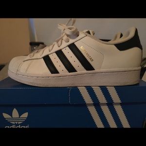 Addias black and white superstar